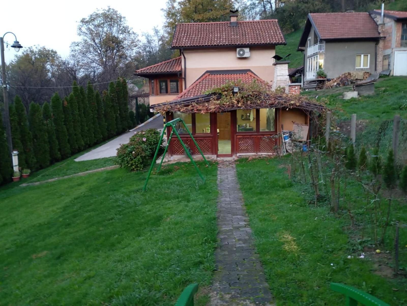 Holiday Home Pharaoh Visoko Kültér fotó